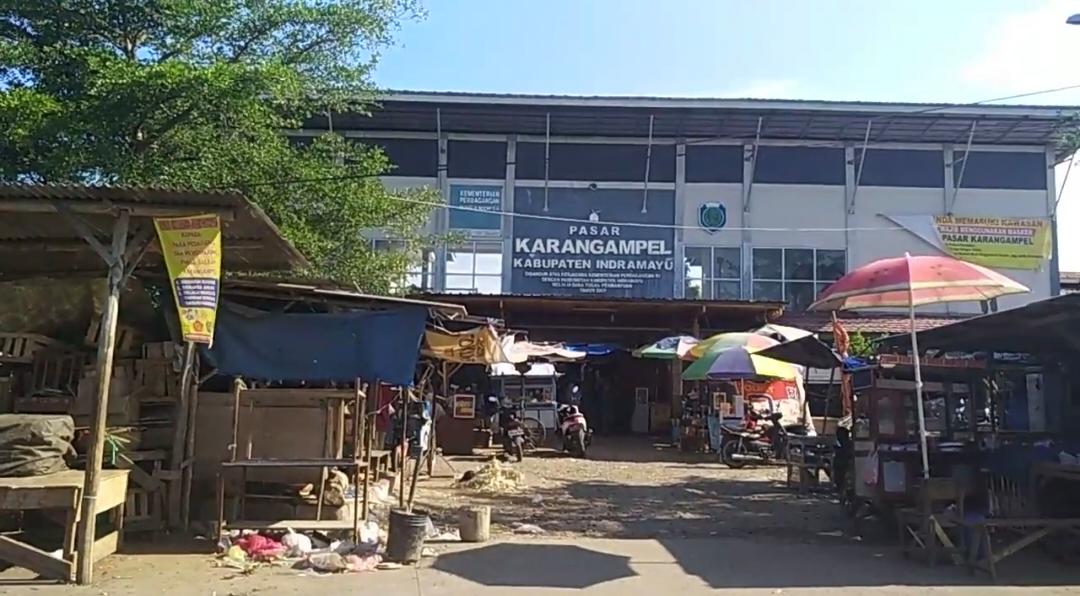 PASAR KARANGAMPEL