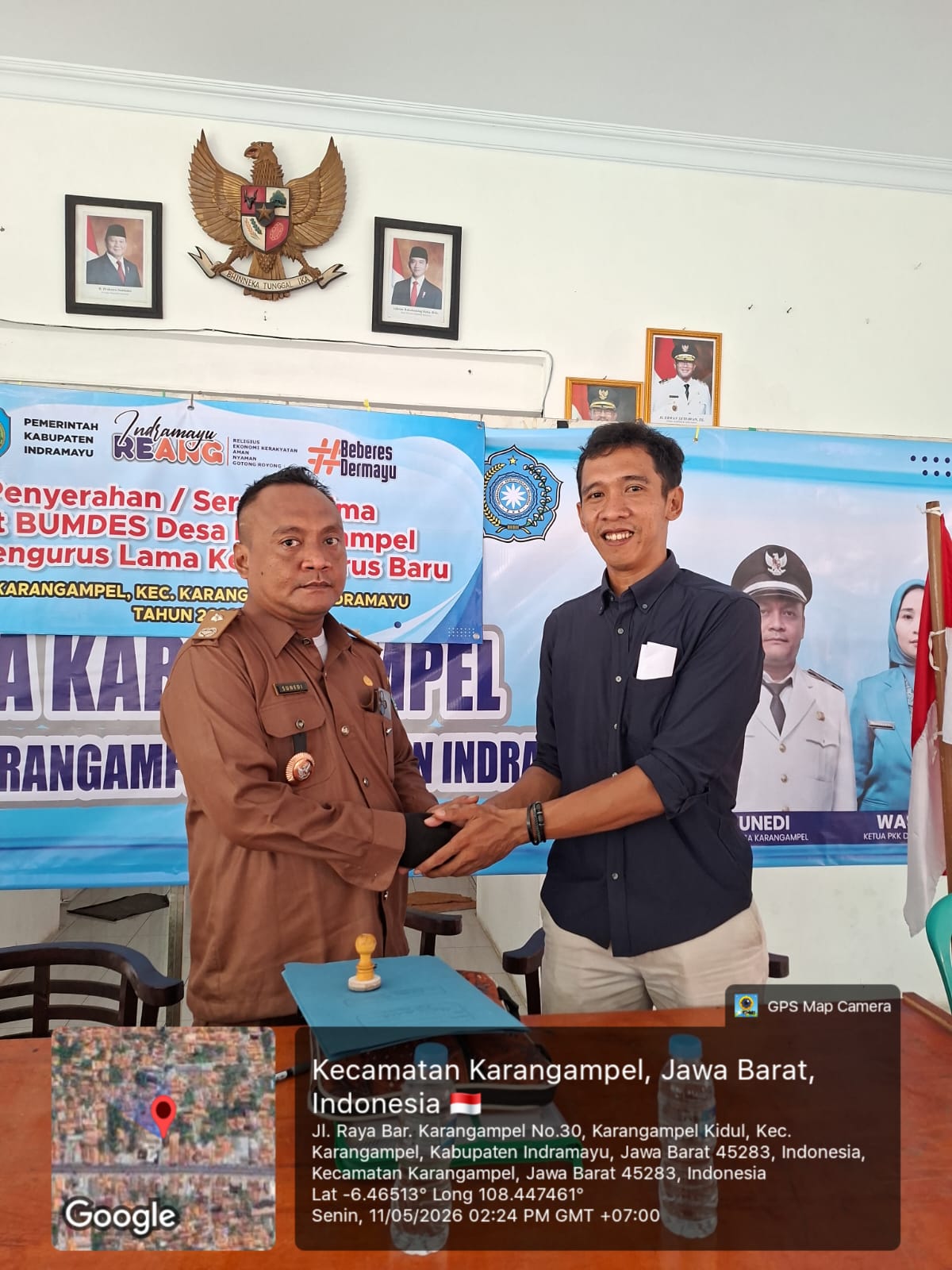 Penyerahan/Serah Terima Aset BUMDES Desa Karangampel Dari Pengurus Lama ke Pengurus Baru